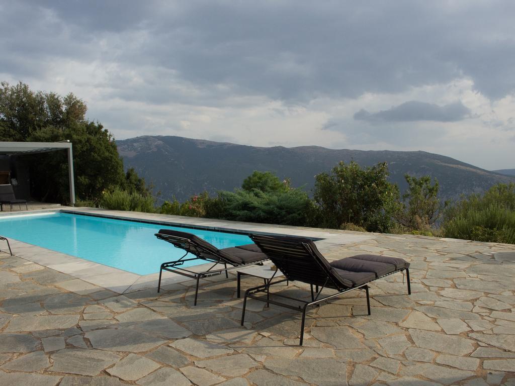 Elafivolia Arachova Suites Exterior foto
